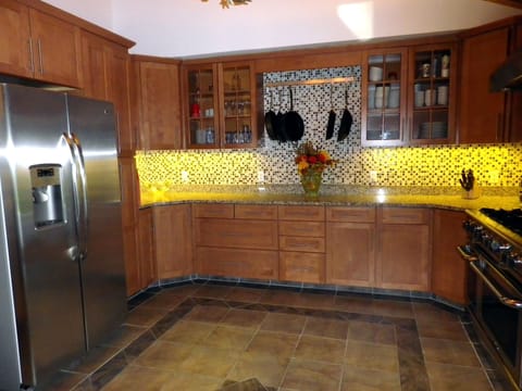 Timber Chalet Kitchen-with 8 Burner Gas Stove,  2 ovens & warming lamp