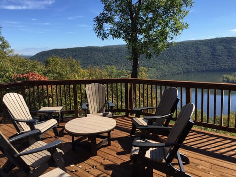 Timberlake Vista Deck