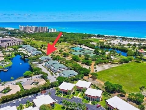 Walking distance to tennis and beach