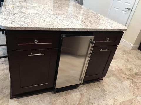 Ice maker in kitchen island