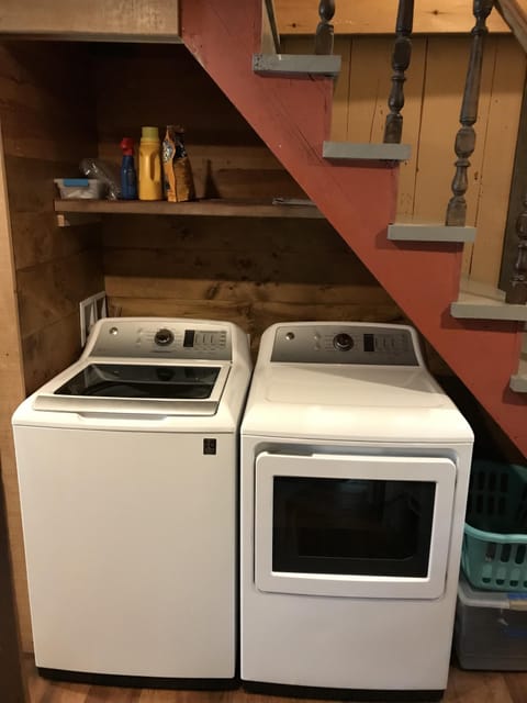 Washer/ dryer