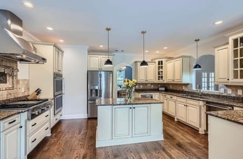 Coffee station, blender, air fryer, toaster and more