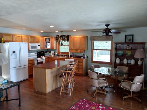 Kitchen and Dining rooms