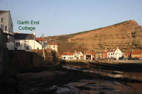 Garth End Cottage with Lifeboat house in the background