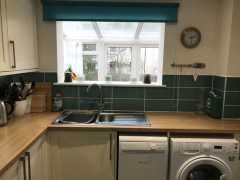 Kitchen to conservatory