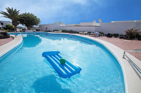 Pool of the complex