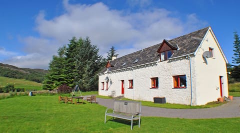 House from loch side