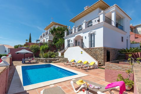Rear of villa and pool