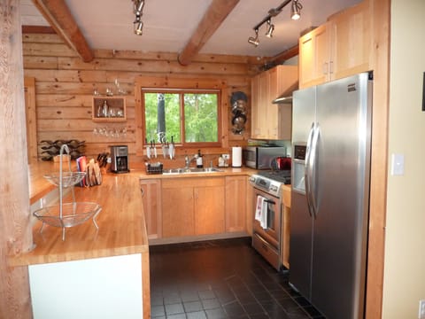 Open kitchen