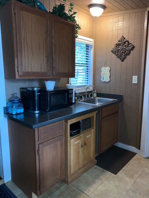 Perfect efficient kitchen.