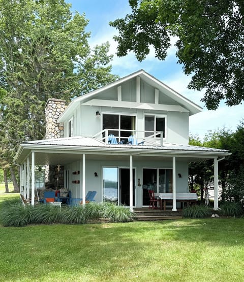 Moonrise Cottage