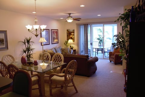 Dining room, Living room, Screened Porch