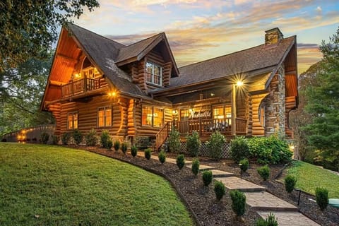 Stunning Log Cabin Lodge
