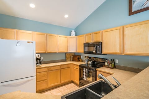 Fully stocked kitchen.