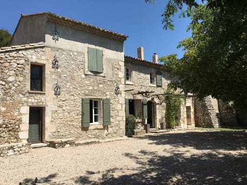 FRONT OF HOUSE