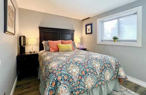 Super comfy PillowTop Queen Bed