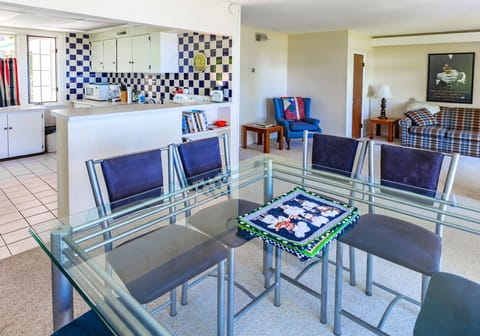 Dining area, facing south-west