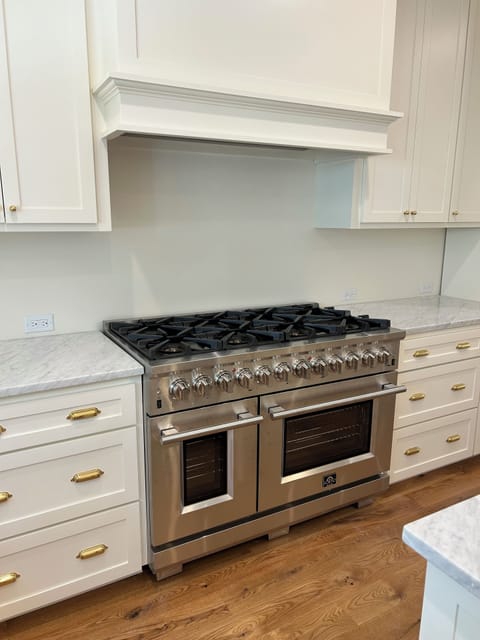 Newly renovated chef’s kitchen