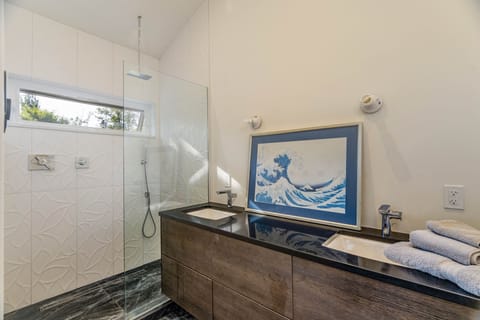 Master Ensuite Bathroom with large rainfall shower