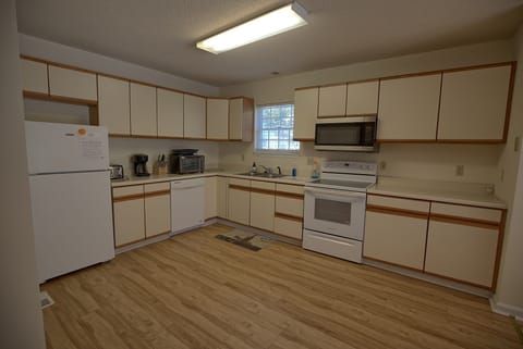 Downstairs Fully Stocked Kitchen
