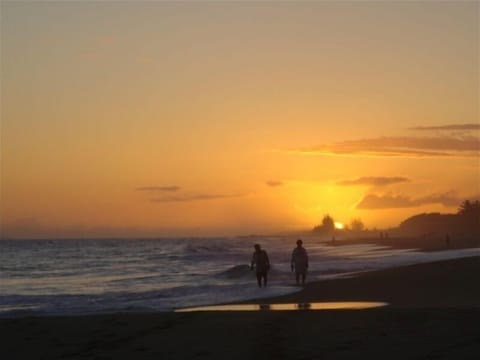 Actual Kekaha sunset photo taken just appoximately 150 steps away