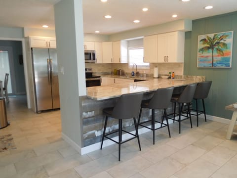 counter height breakfast bar