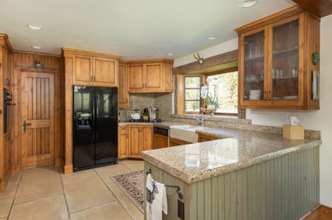 Chefs Kitchen with everything you need plus more. 