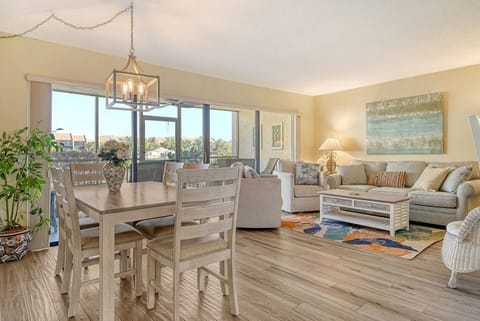 Bright, spacious and airy living space