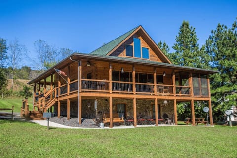 Log Cabin Exterior