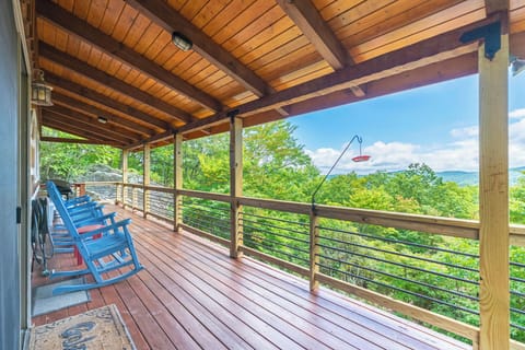 Deck Area---Back Deck with Mountain View