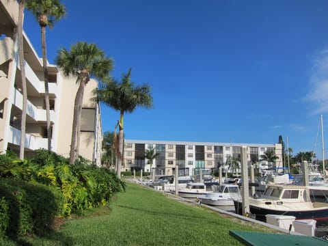 Condo at River Pointe Marina