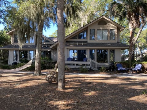 Back of the villa overlooking the waterway.
