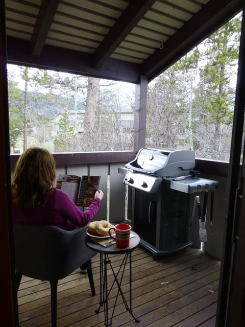 Patio with BBQ grill