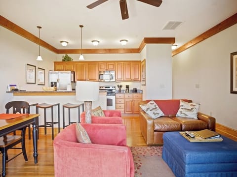 Open Floor Plan--- Kitchen/Dining/Living Room