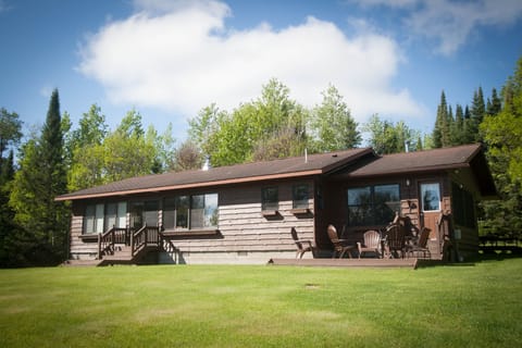 Bayside Fish Camp and Family Retreat.