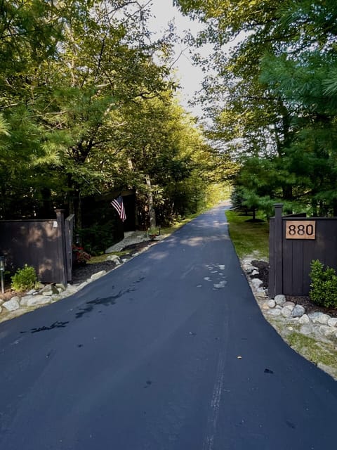 Main entrance to the residence off of East Shore Road