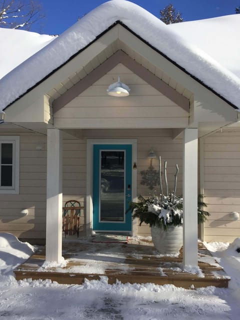 Winter is here at Peaks View! 