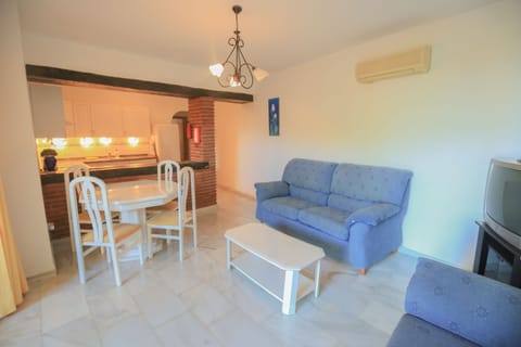 The ground floor Annex with 2 twin rooms and bathroom and kitchen