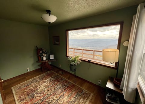 Entryway when you walk in from the front door