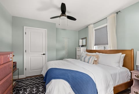 Welcome to the Little House, our furnished monthly rental in the heart of East Nashville.