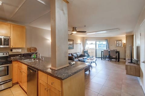 Open beach living with all you need to relax and enjoy at home!