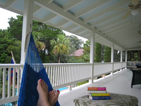 Hammock and breezes on second floor veranda
