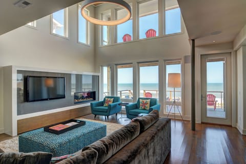 Comfortable great room with breathtaking views.
