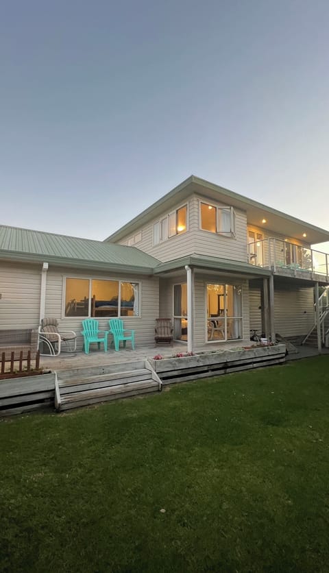 The Waihi beach hive. Check out our insta page @waihibeachhive