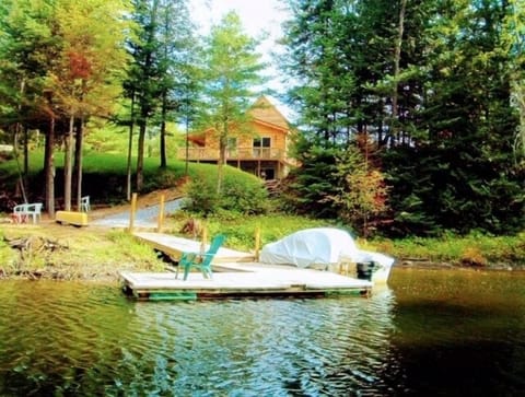 Steinmetz Lodge and Dock 