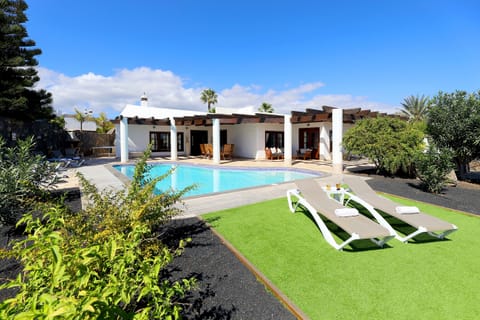 Miraflores and front garden