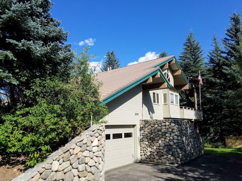 WELCOME to Sage Haven!
