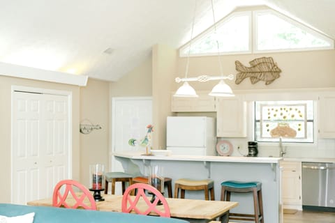 Lots of light and vaulted ceilings