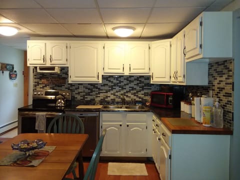 Space Saver Toaster above Stove.