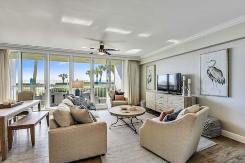 Silver Beach Towers 102W- Southern Heirs
